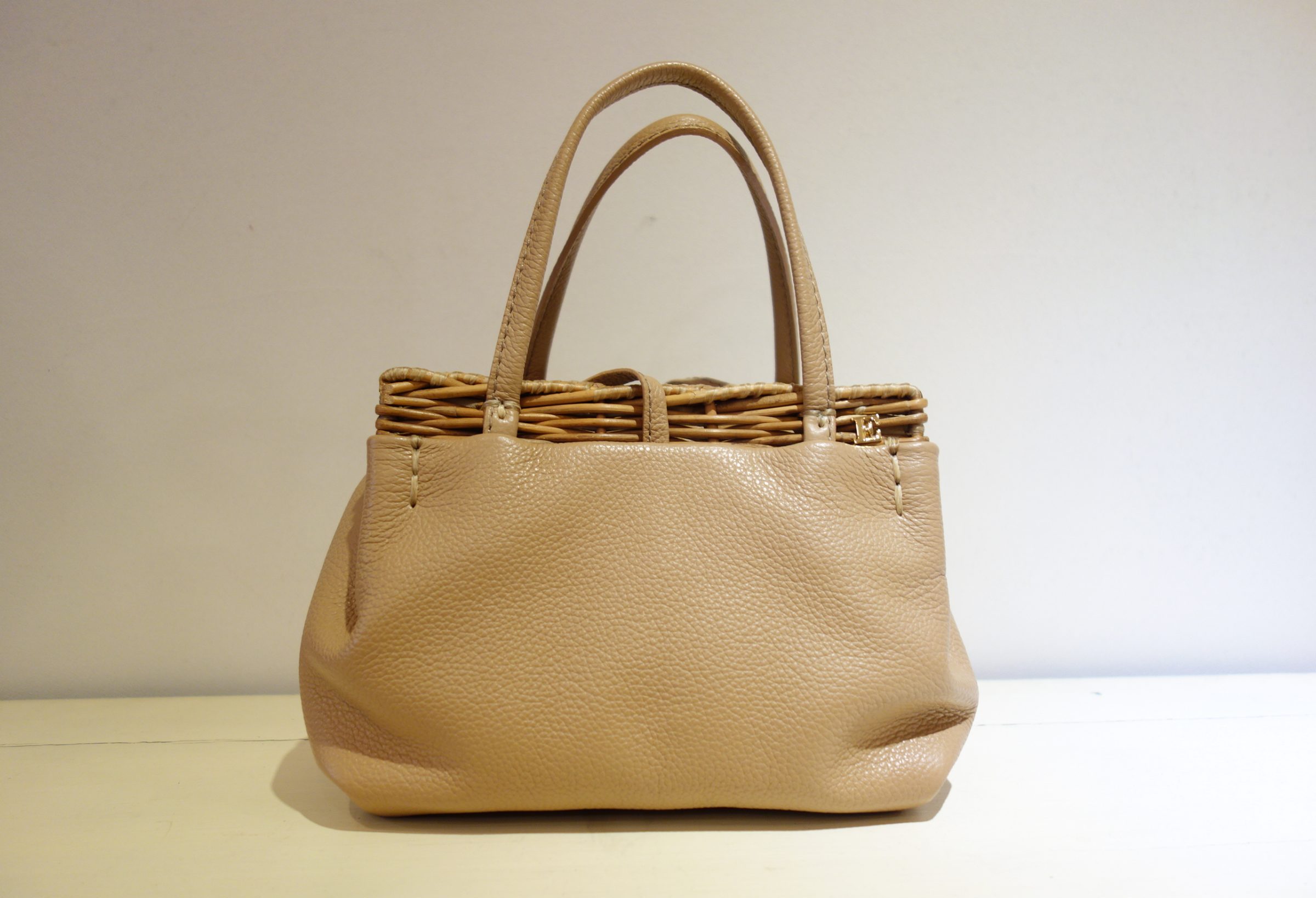 ebagos フニュシュリンク グラニーバッグ IVORY ebagos フニュシュリンク グラニーバッグ IVORY - メルカリ